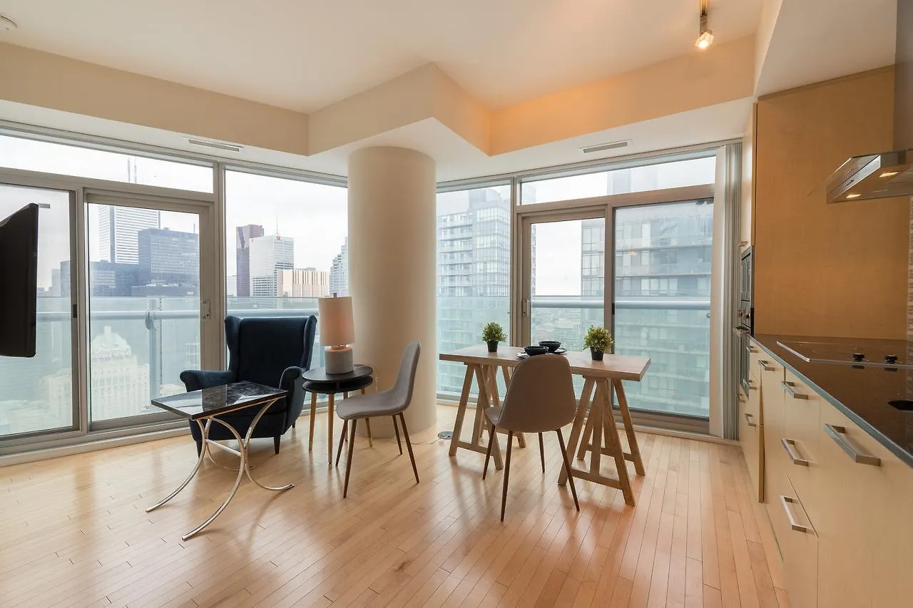 Avalon Suites - York Street Toronto